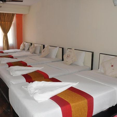 Hotel Pleasure Home Katmandu Kültér fotó