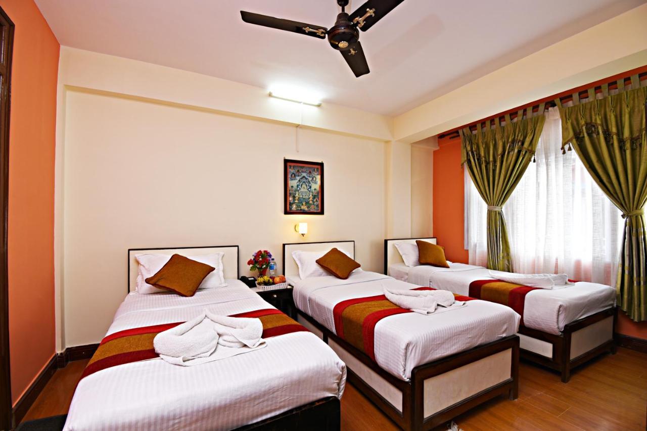 Hotel Pleasure Home Katmandu Kültér fotó